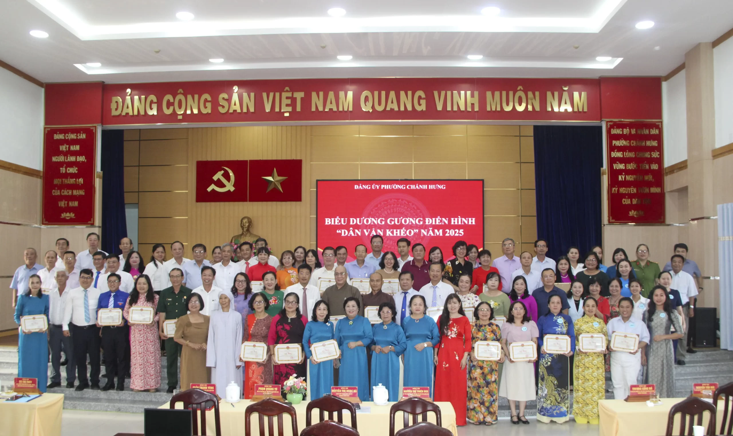 Tuyên dương gương điển hình “Dân vận khéo” năm 2025